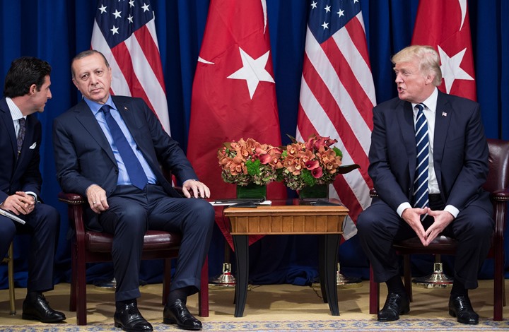 أردوغان وترامب يبحثان تطورات إدلب.. واتصالات عسكرية رفيعة