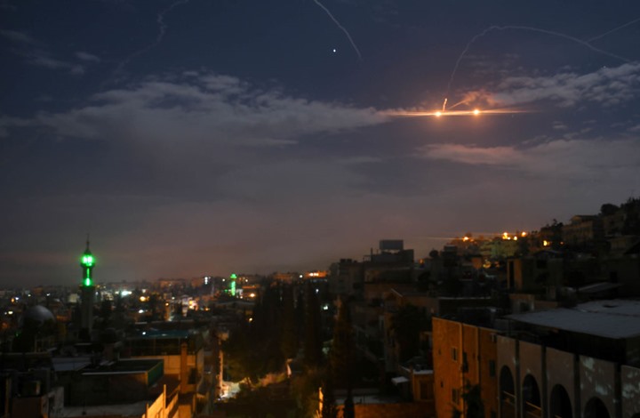 تلفزيون إيراني: ضرب الناقلة الإسرائيلية رد على قصف بسوريا