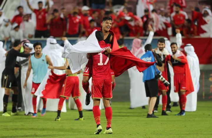 أمير قطر يغرد مهنئا المنتخب البحريني بفوزه بكأس الحليج