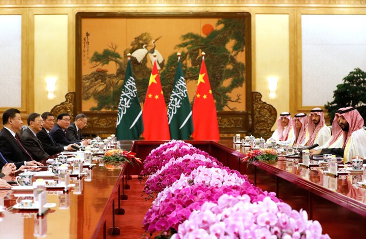 ابن سلمان يعمل على قمة سنوية مع الصين حول "البيئة" ابن سلمان يعمل على قمة سنوية مع الصين حول "البيئة"