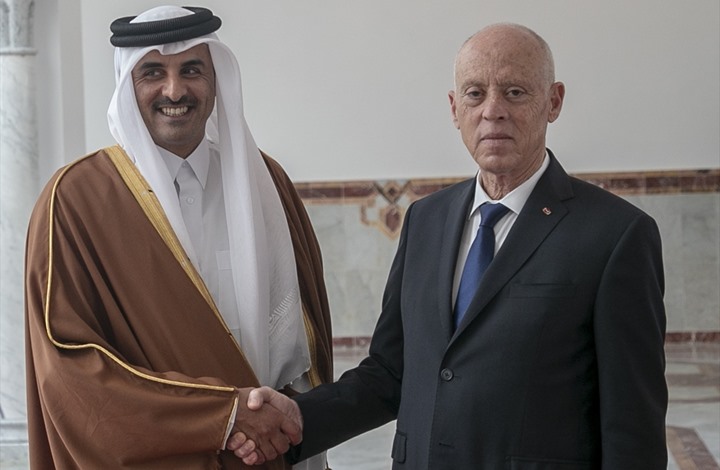 أمير قطر يهاتف قيس سعيد ويستعرض التطورات في تونس أمير قطر يهاتف قيس سعيد ويستعرض التطورات في تونس