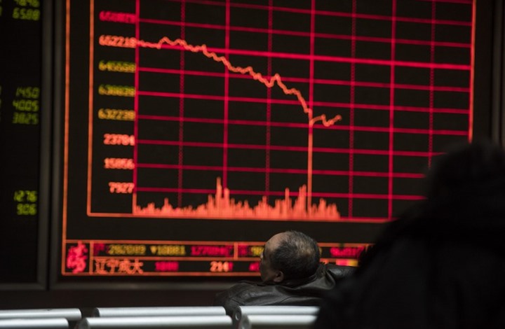 الهبوط يخيم على النفط والغاز والذهب وسوق الأسهم واليورو الهبوط يخيم على النفط والغاز والذهب وسوق الأسهم واليورو