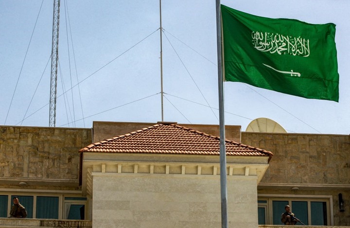 صحيفة عبرية تتحدث عن تفاهمات سرية بين الرياض وتل أبيب صحيفة عبرية تتحدث عن تفاهمات سرية بين الرياض وتل أبيب
