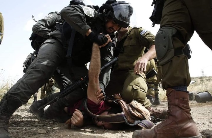 صحفي إماراتي: الجزيرة تروج أن الإسرائيليين قتلة.. وردود