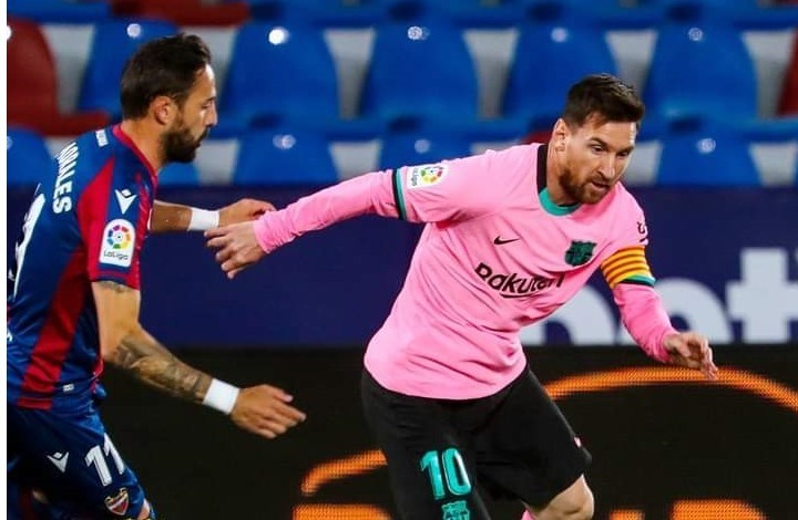 برشلونة يواصل إهدار النقاط ويبتعد عن لقب "الليغا" برشلونة يواصل إهدار النقاط ويبتعد عن لقب "الليغا"