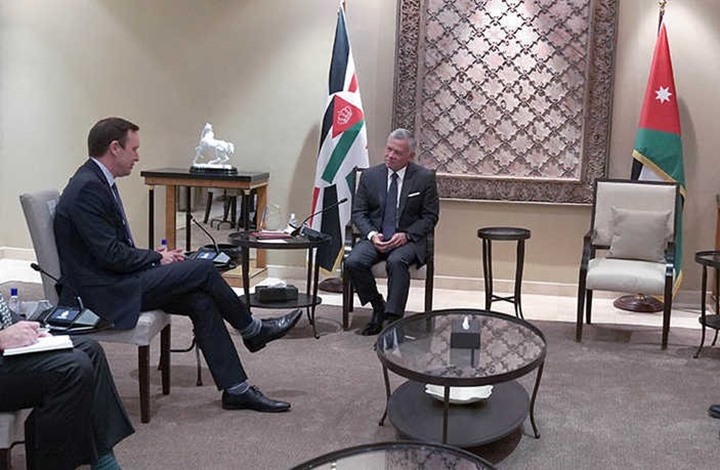 وفد أمريكي رفيع يلتقي ملك الأردن ويبحث ملف المفاوضات