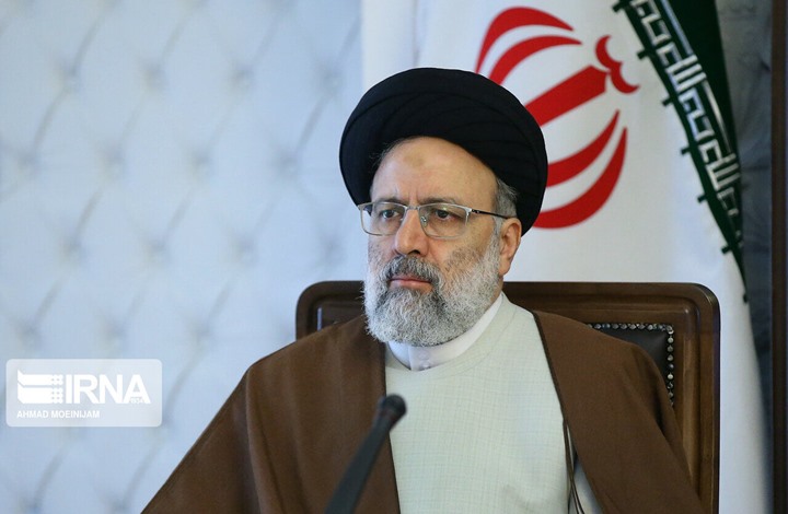 انسحابات مرشحي الانتخابات الإيرانية تصب في صالح رئيسي انسحابات مرشحي الانتخابات الإيرانية تصب في صالح رئيسي