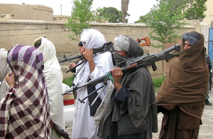 مقتل عناصر من الشرطة الأفغانية باشتباك مسلح مع "طالبان"