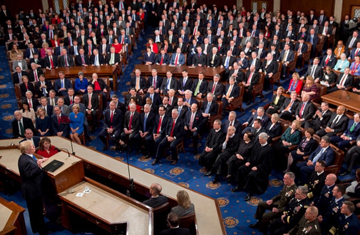 الكونغرس الأمريكي يقر ميزانية كبيرة للدفاع بزيادة 3 بالمئة