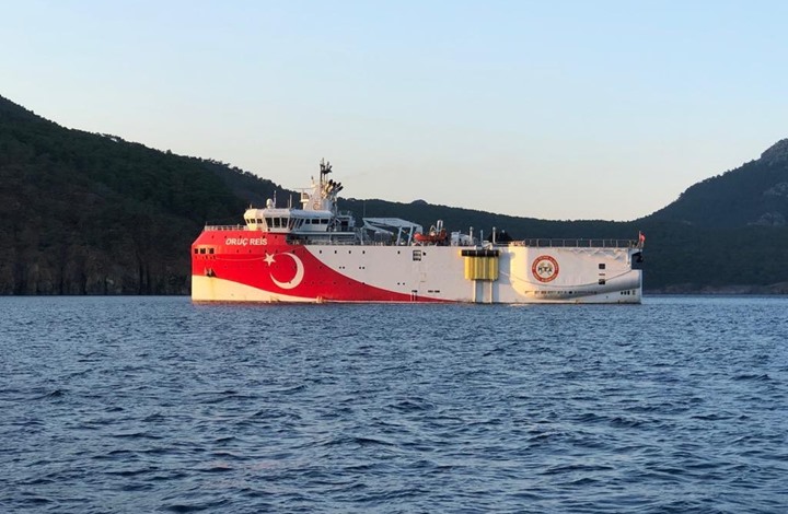 تركيا تعلن وصول سفينة إلى شرق المتوسط لاستئناف التنقيب