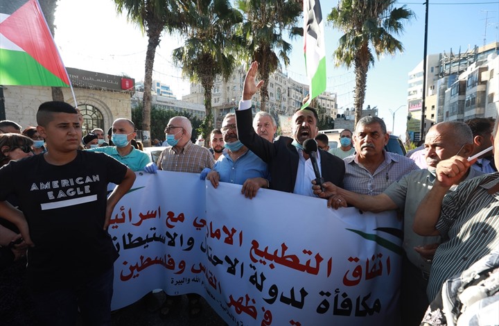 غضب فلسطيني بالضفة وغزة ضد التطبيع الإماراتي (شاهد)