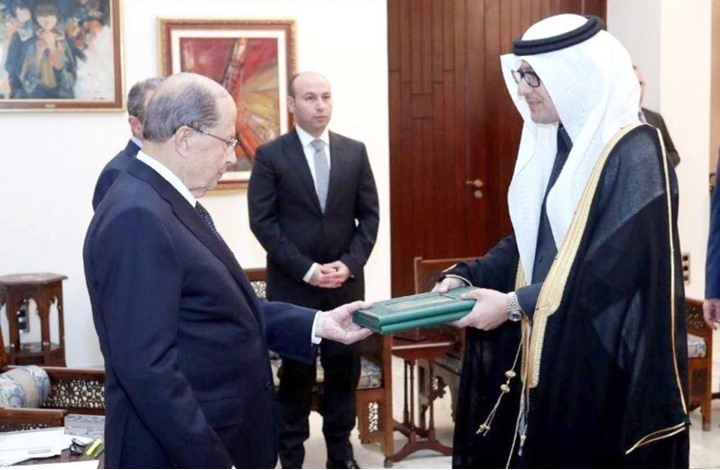 سفير السعودية يغادر بيروت للتشاور.. ولا تعليق رسميا سفير السعودية يغادر بيروت للتشاور.. ولا تعليق رسميا