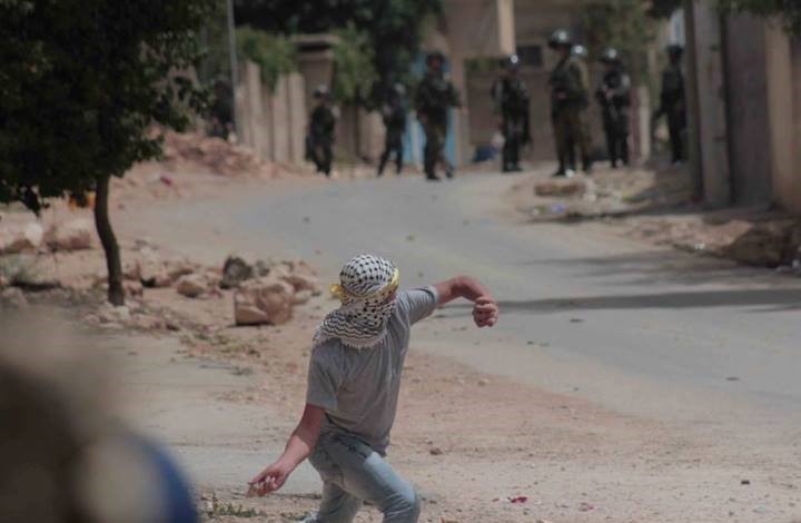 استشهاد معلمة دهسا وإصابة فلسطيني برصاص الاحتلال بالضفة