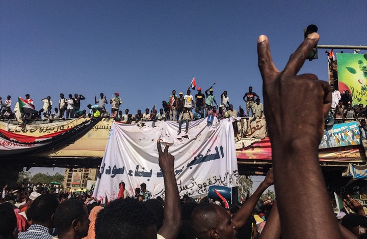 واشنطن: ندعم الانتقال السلمي في السودان بقيادة "مدنية"
