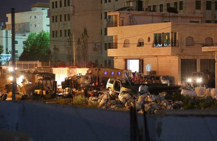 الاحتلال يهدم منزلين لعائلة أسير بالخليل جنوب الضفة (شاهد)