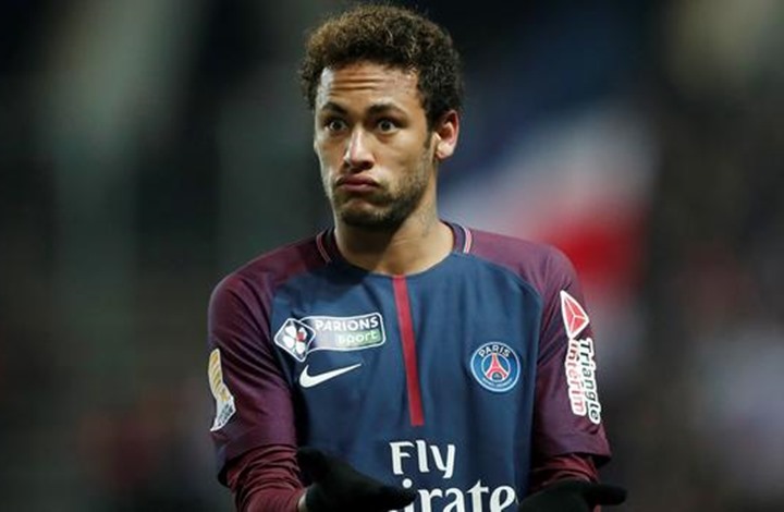 الاتحاد الأوروبي يوقف نيمار بسبب "الشتائم"