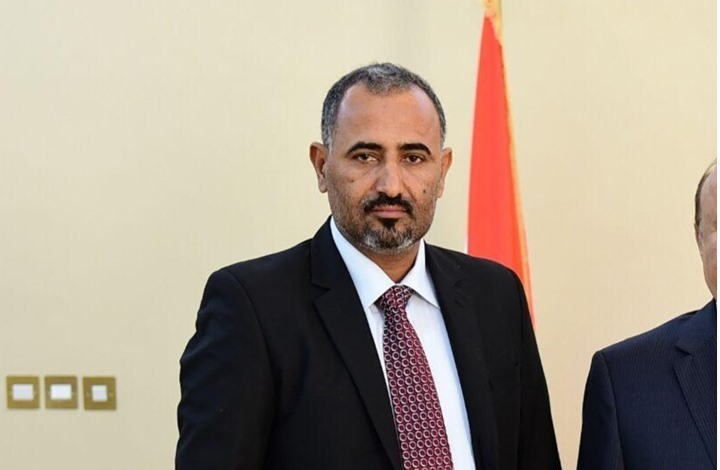 زعيم الانفصاليين باليمن يصف حكومة هادي بـ"الاحتلال"