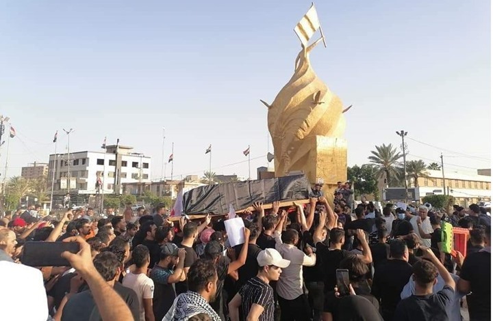 احتجاجات بعد اغتيال ناشط بكربلاء والكاظمي يأمر بالتحقيق احتجاجات بعد اغتيال ناشط بكربلاء والكاظمي يأمر بالتحقيق
