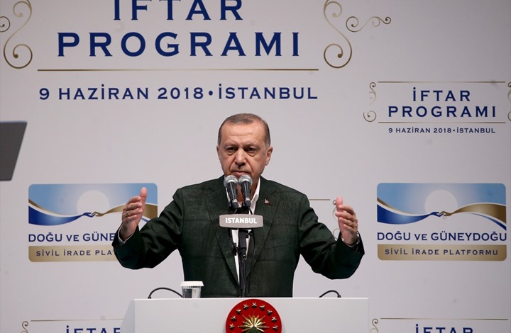 أردوغان يحذر من حرب هلال وصليب بعد غلق مساجد بالنمسا