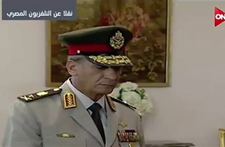 السيسي يطيح بوزيري الدفاع والداخلية.. أين المجلس الأعلى؟