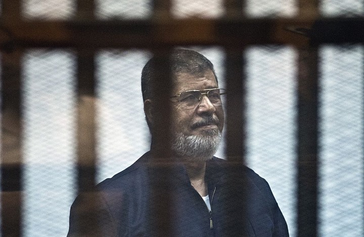 مطالب حقوقية بإرسال فريق طبي دولي للتحقيق بوفاة مرسي