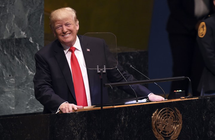ترامب يثير ضحك الحضور بالأمم المتحدة.. ماذا قال؟ (شاهد)