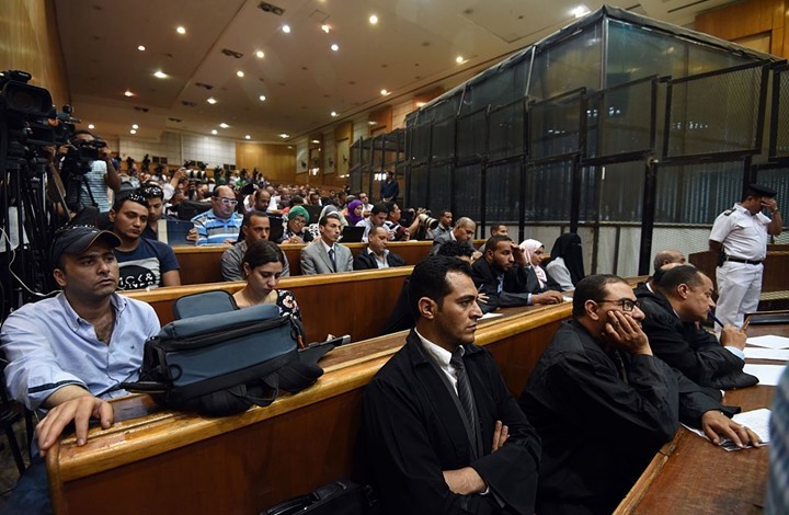 طريقة جديدة للتواصل بين المعتقلين المصريين وذويهم (شاهد)